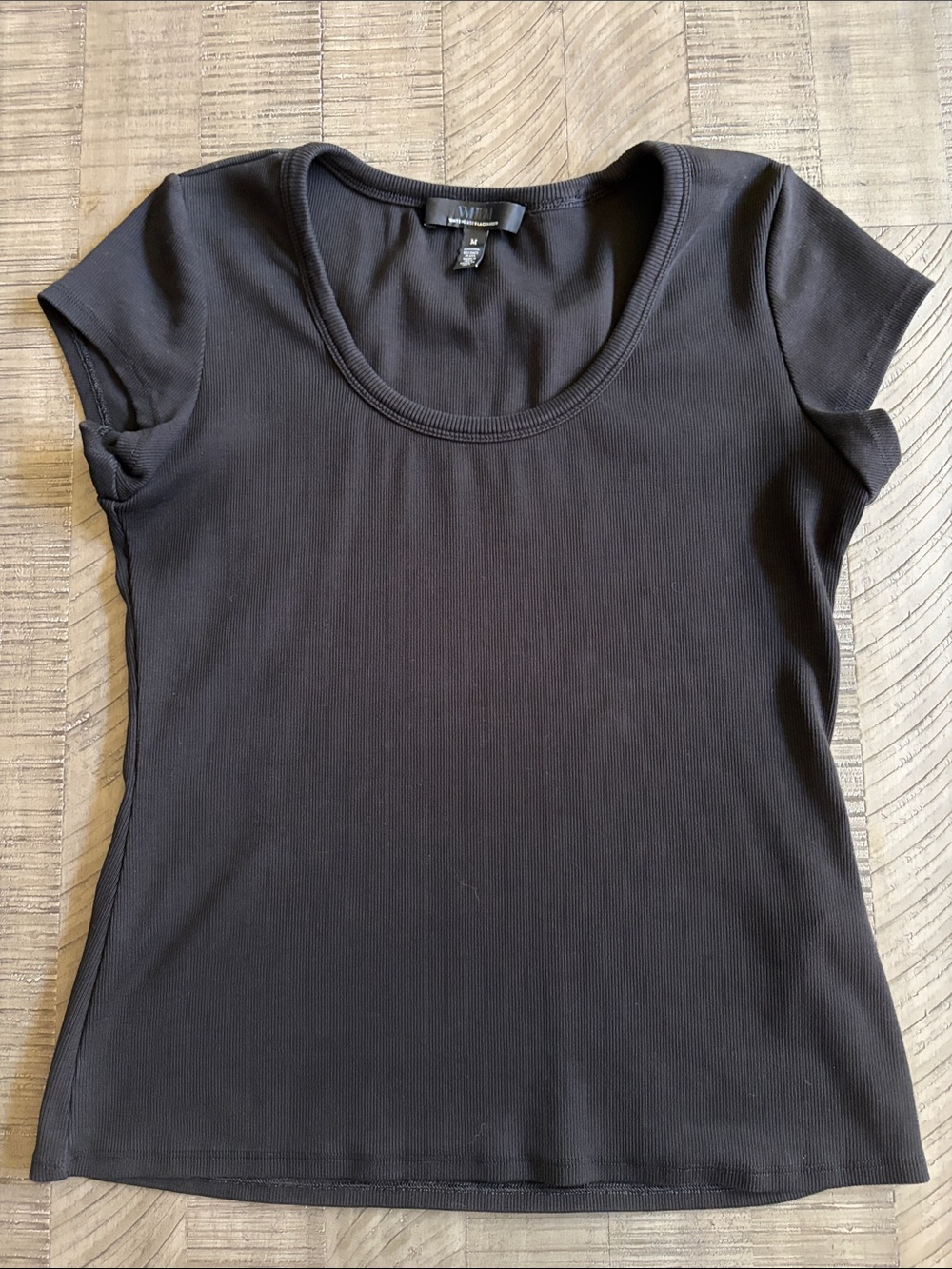 White House Black Market Black Scoop Neck Short Sleeve Tee